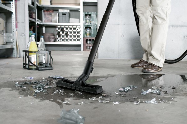 KARCHER WD 3 USISIVAC ZA MOKRO I SUVO USISAVANJE